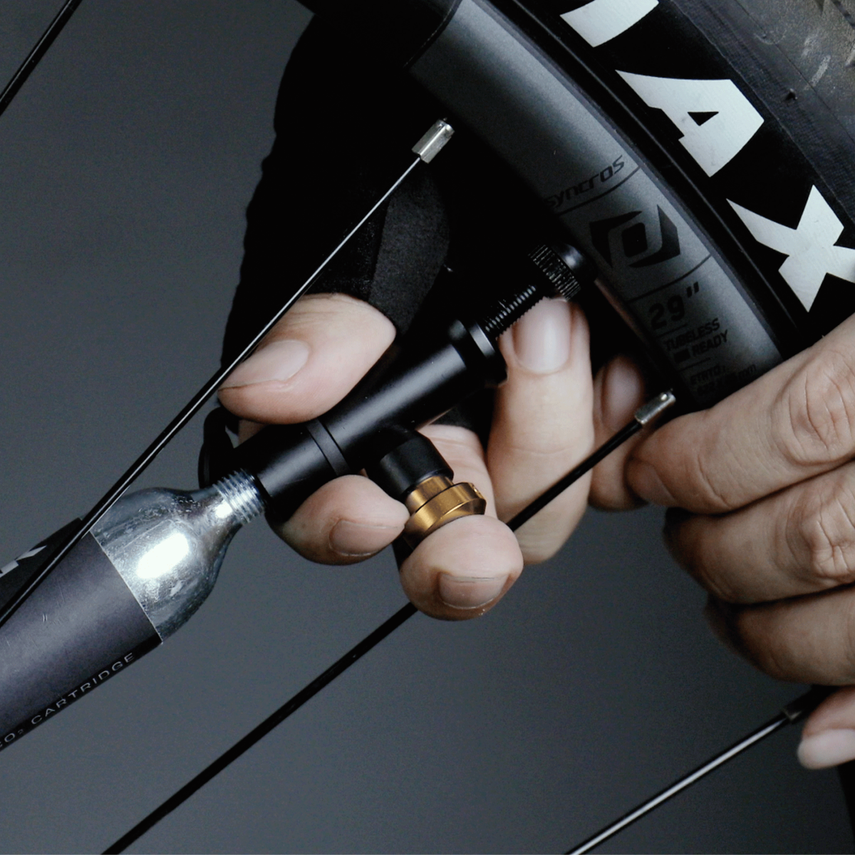 Tubi Master X, mit 25g CO2-Kartusche