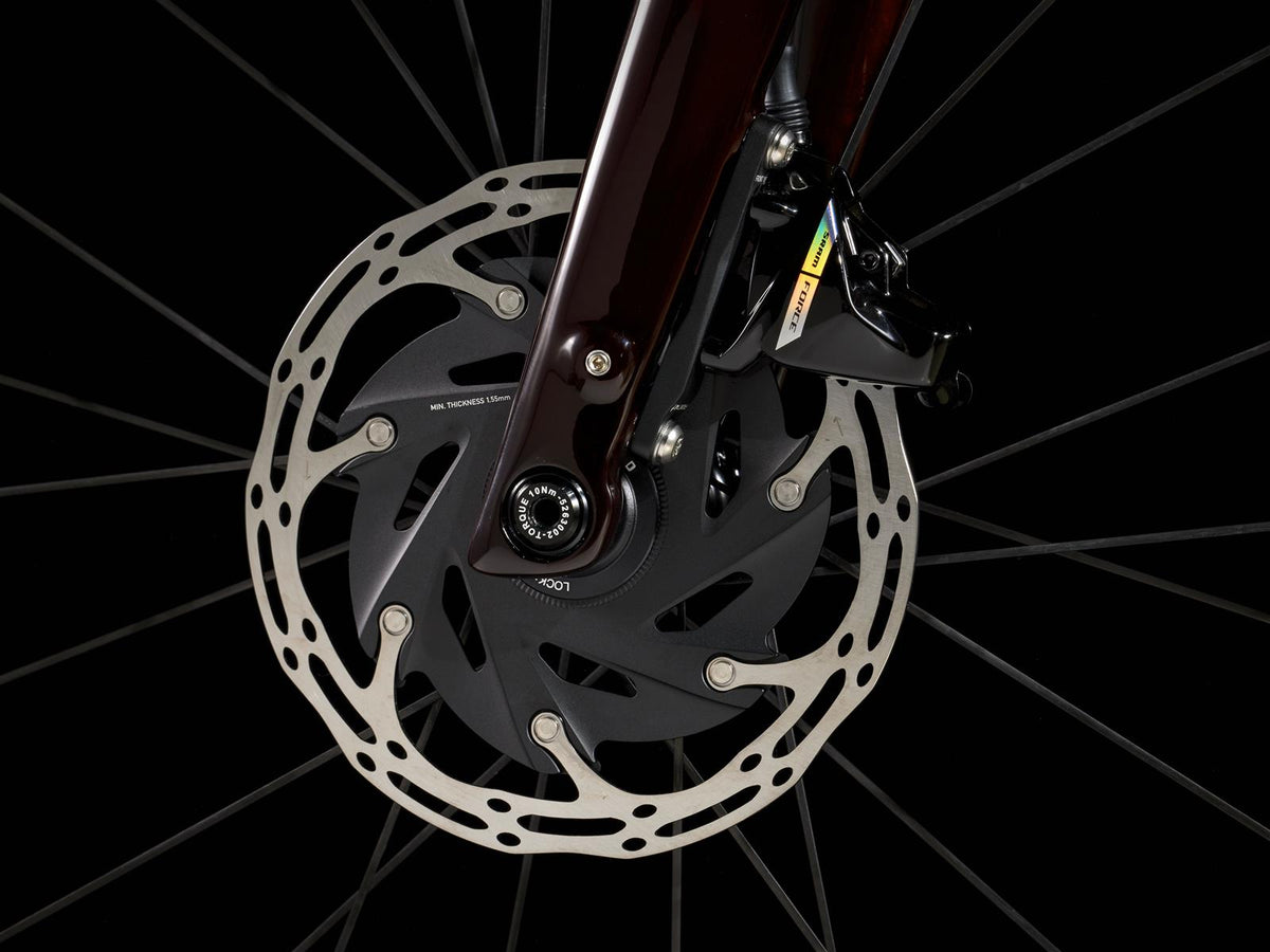 Domane SLR 7 AXS Metallic Red Smoke to Red Carbon Smoke