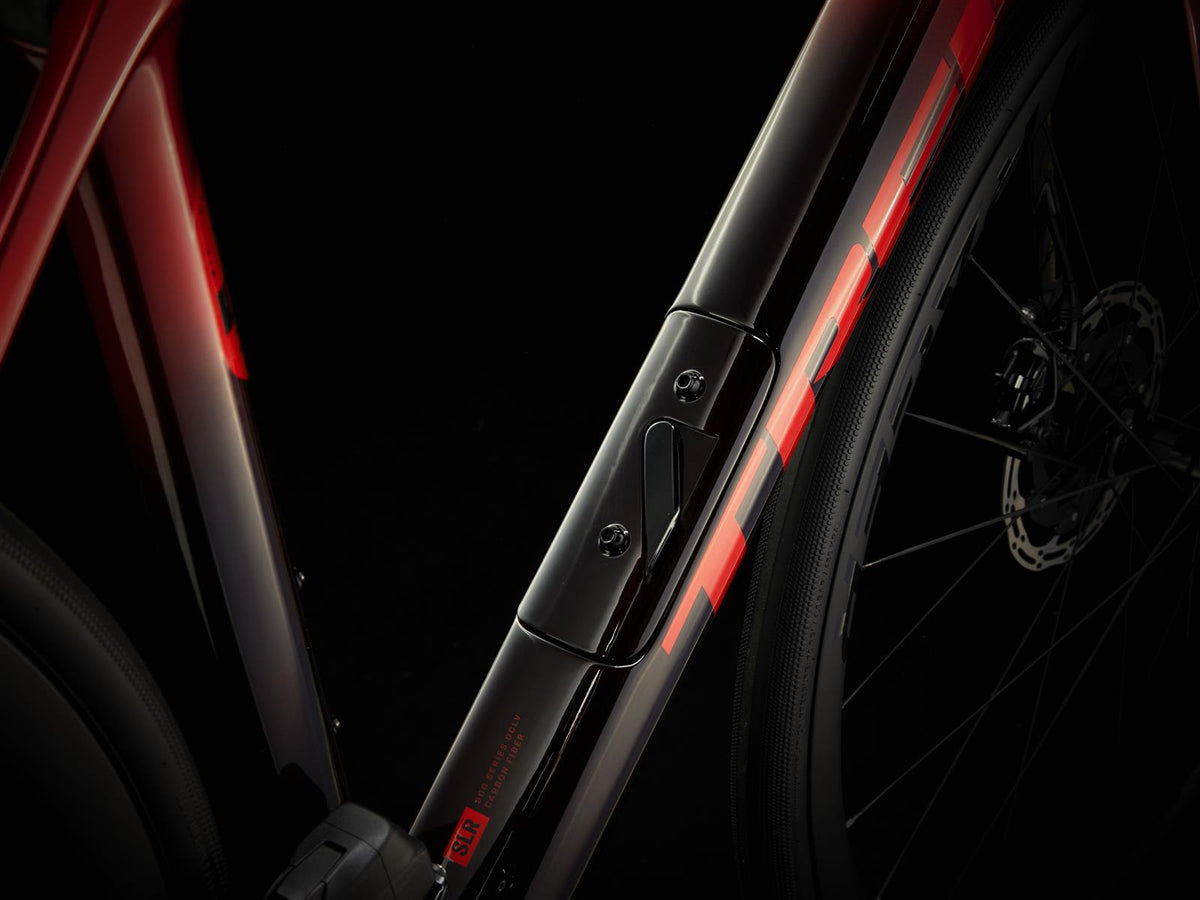 Domane SLR 7 AXS Metallic Red Smoke to Red Carbon Smoke