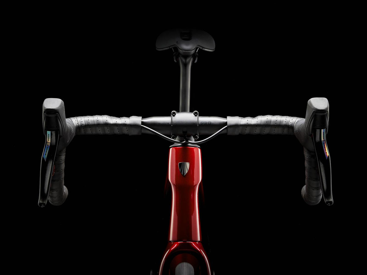 Domane SLR 7 AXS Metallic Red Smoke to Red Carbon Smoke