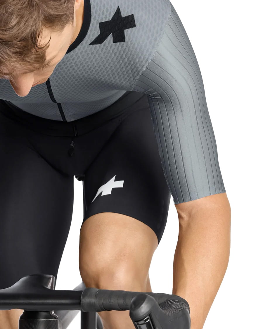 LE HOUDINI Roadsuit S11 - Fanatic Silver Assos