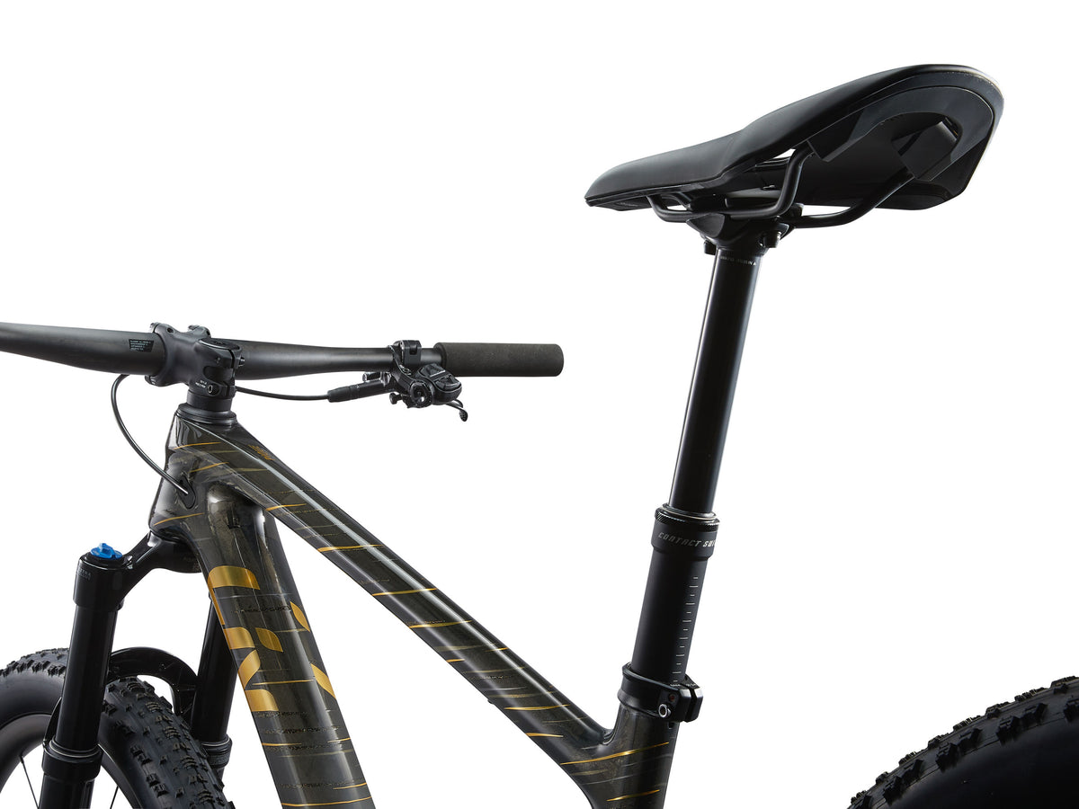 Pique Advanced 1 - Raw Carbon