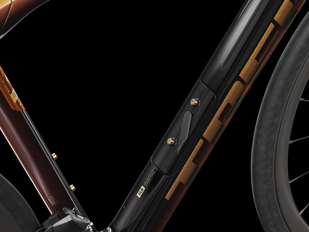 Domane SLR 9 AXS Gen 4 - Axinite Flip/Trek Black