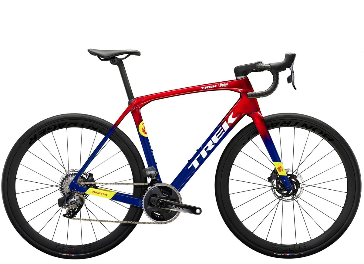 Domane SLR 7 eTap Gen 4 Metallic Red Smoke to Blue Smoke Fade