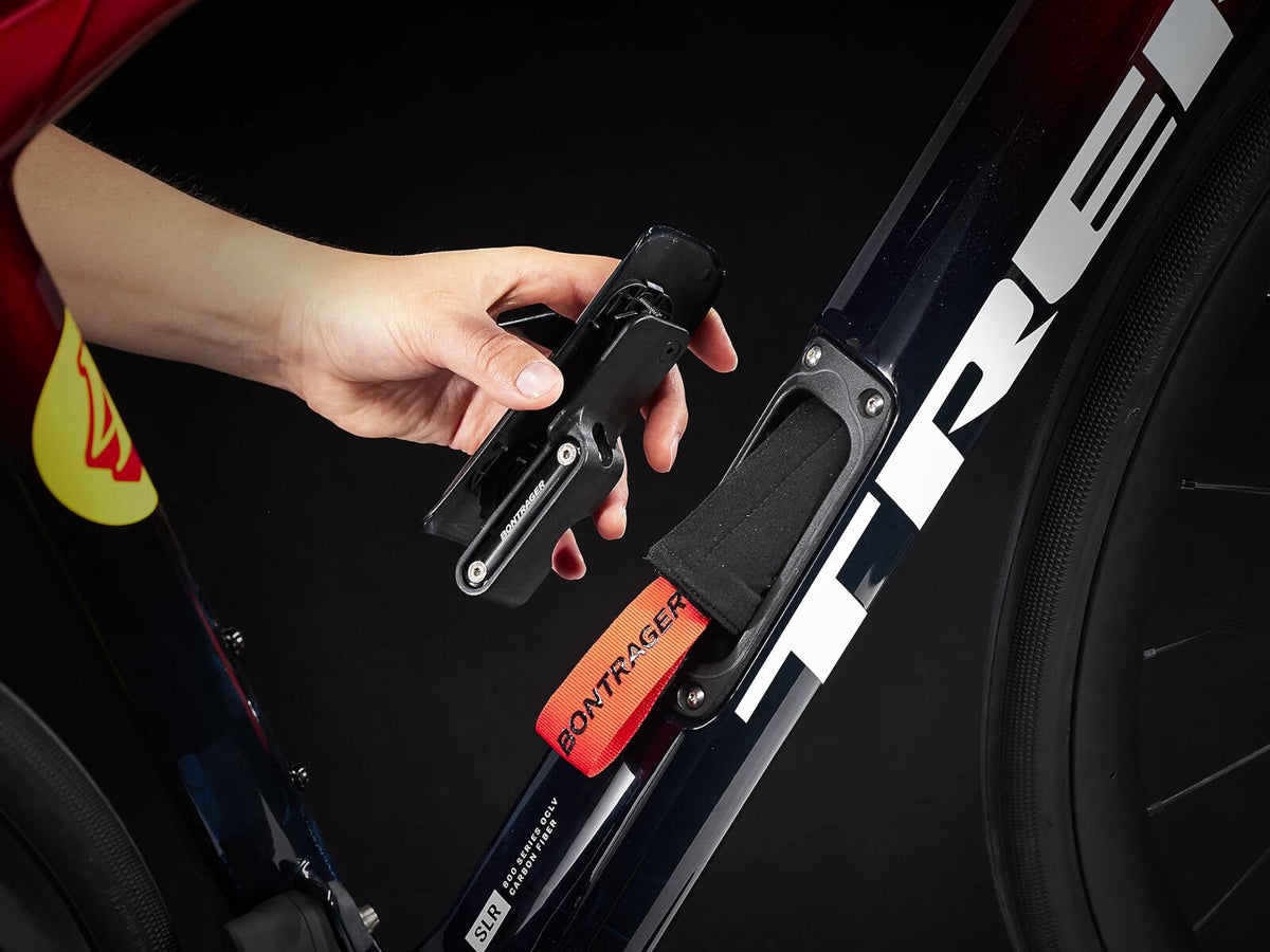 Domane SLR 7 eTap Gen 4 Metallic Red Smoke to Blue Smoke Fade