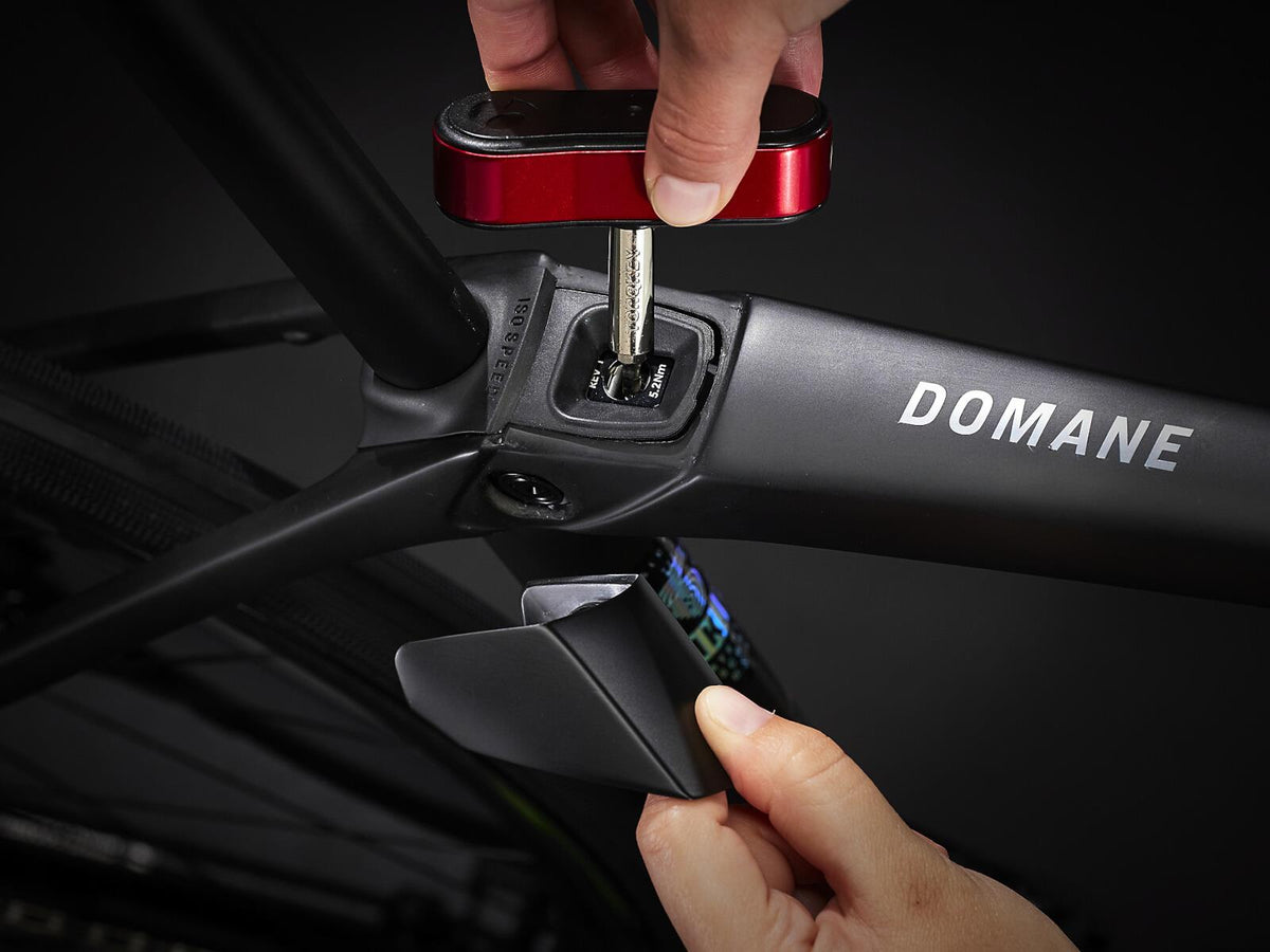 Domane SLR 9 eTap Gen 4 Deep Smoke