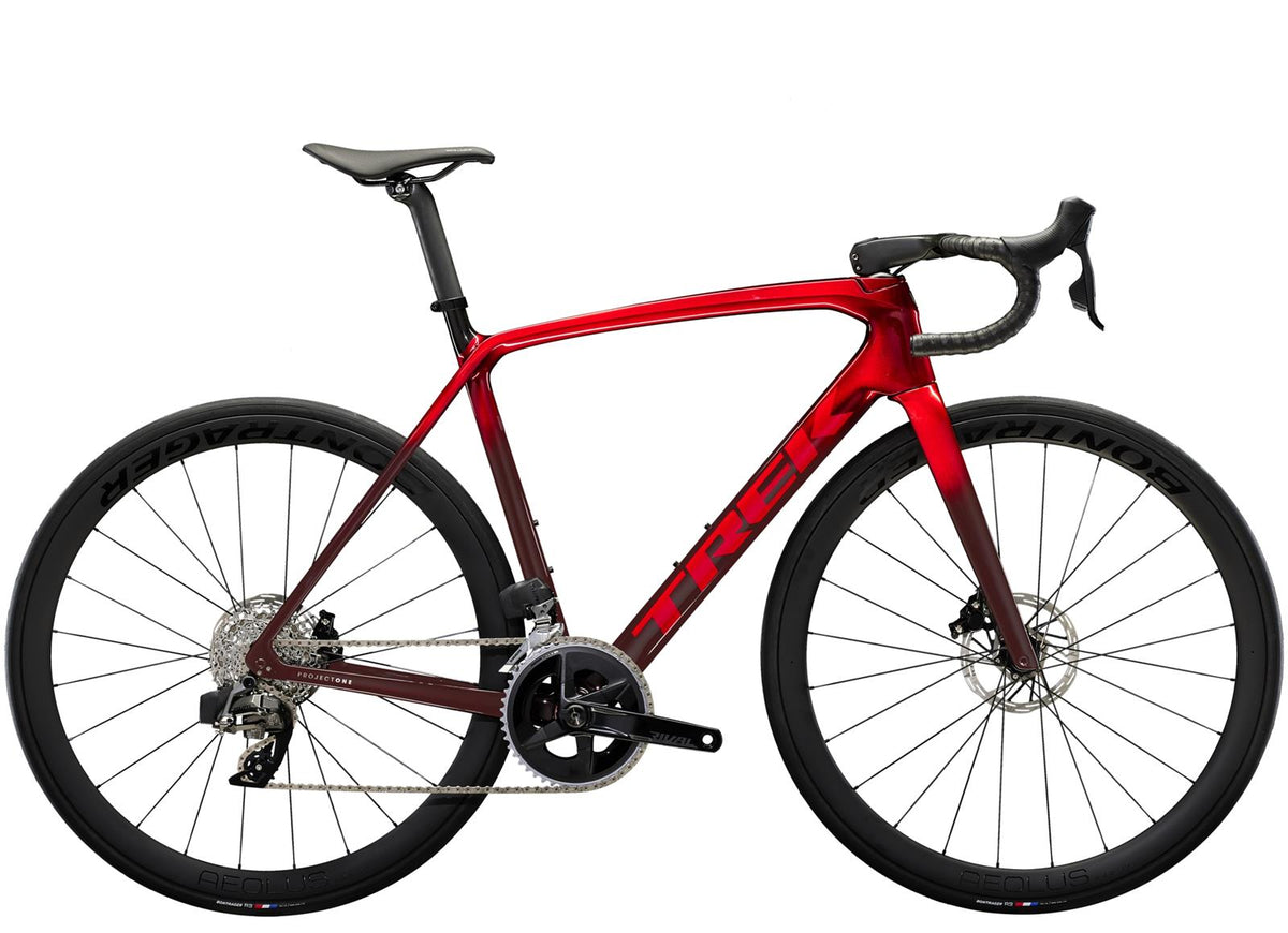 Emonda SLR 6 eTap Metallic Red Smoke to Red Carbon Smoke