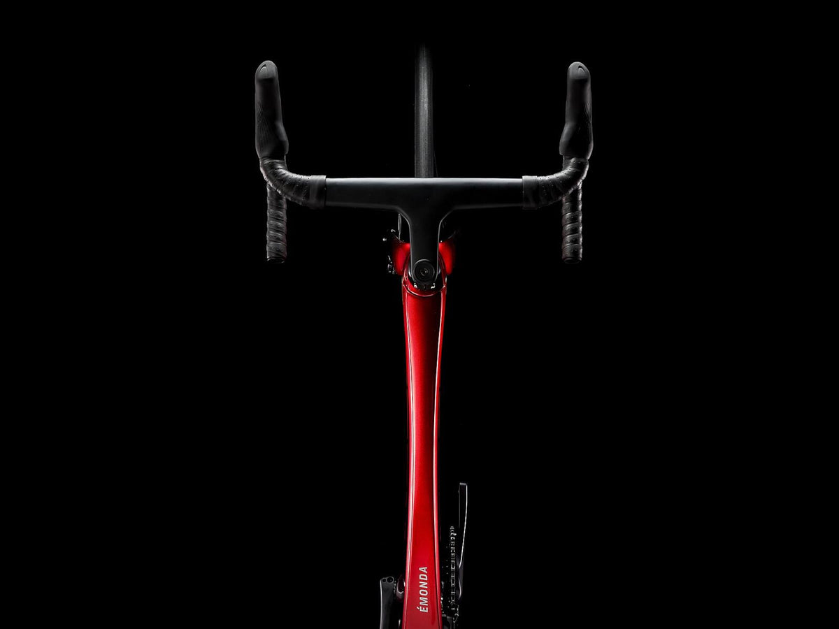 Emonda SLR 7 Metallic Red Smoke to Red Carbon Smoke