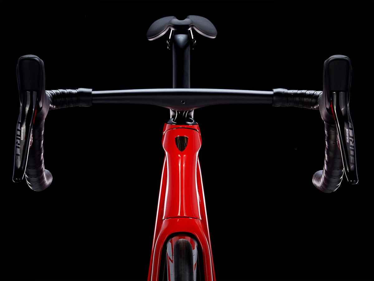 Emonda SLR 7 eTap Viper Red