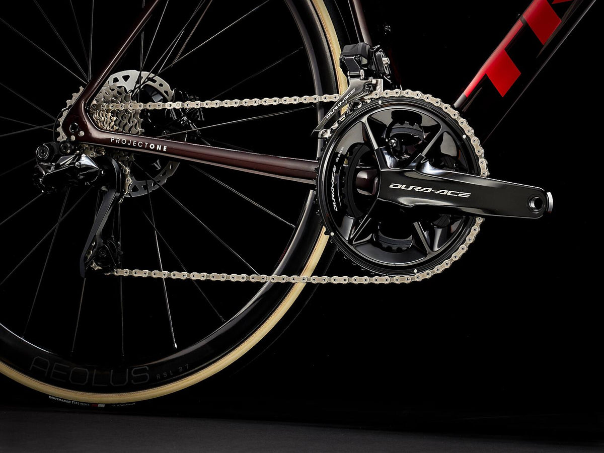 Emonda SLR 9 Metallic Red Smoke to Red Carbon Smoke