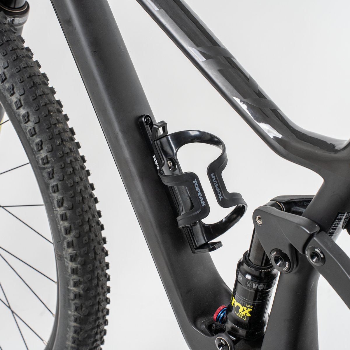 Cage Mount Extenter