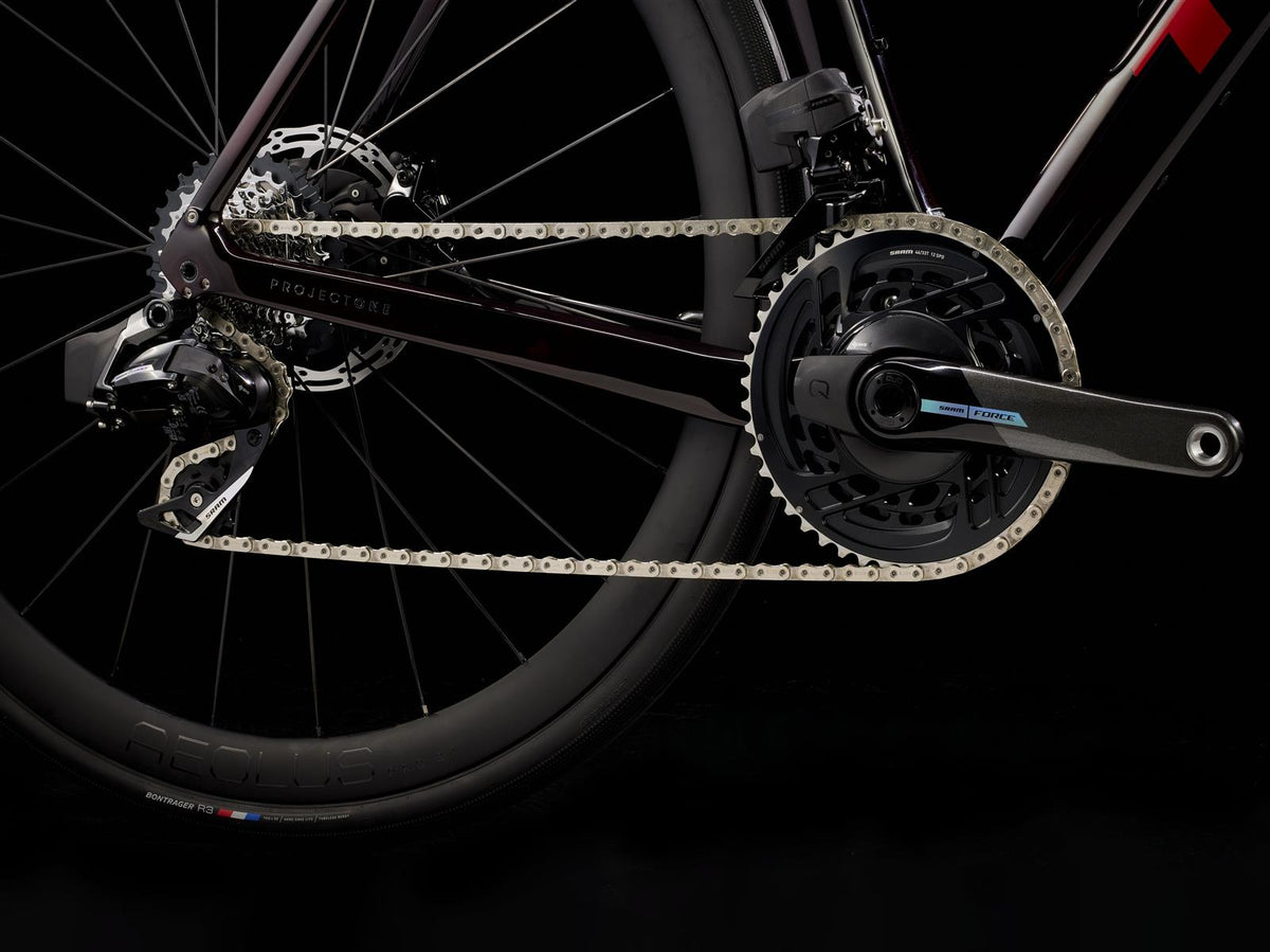 Domane SLR 7 AXS Metallic Red Smoke to Red Carbon Smoke