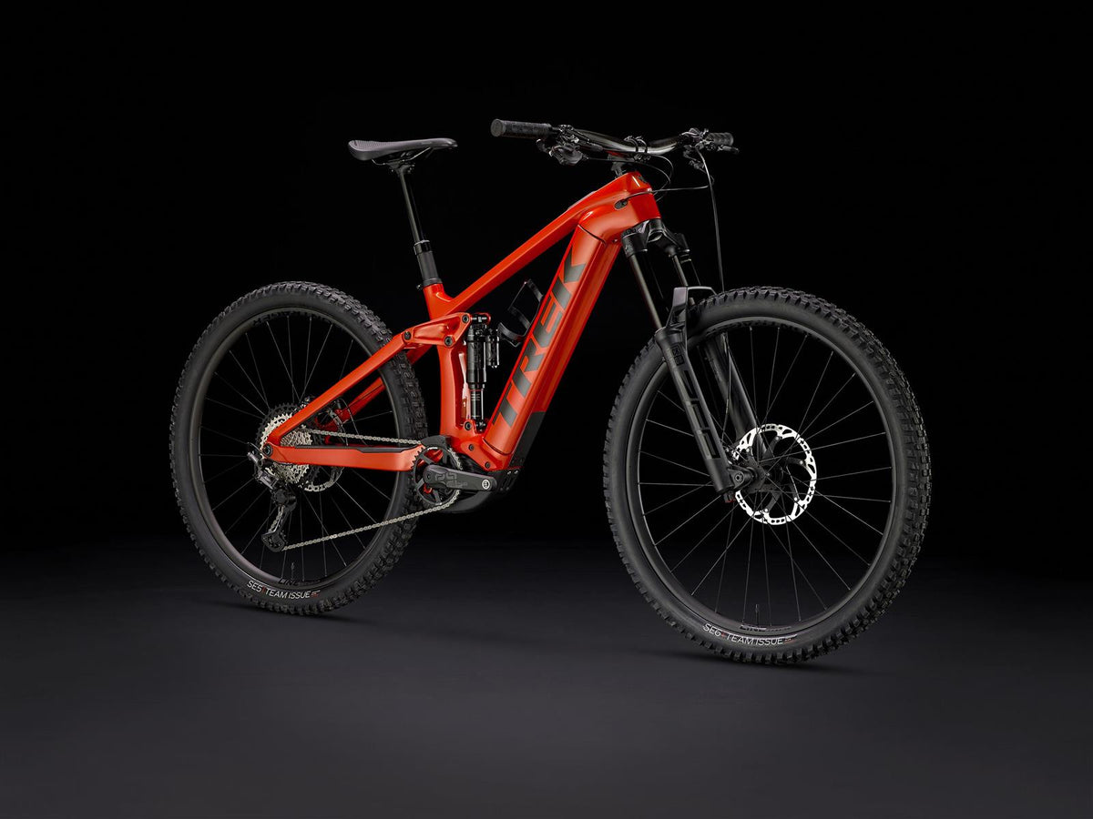 Rail 9.8 XT Lava 750Wh