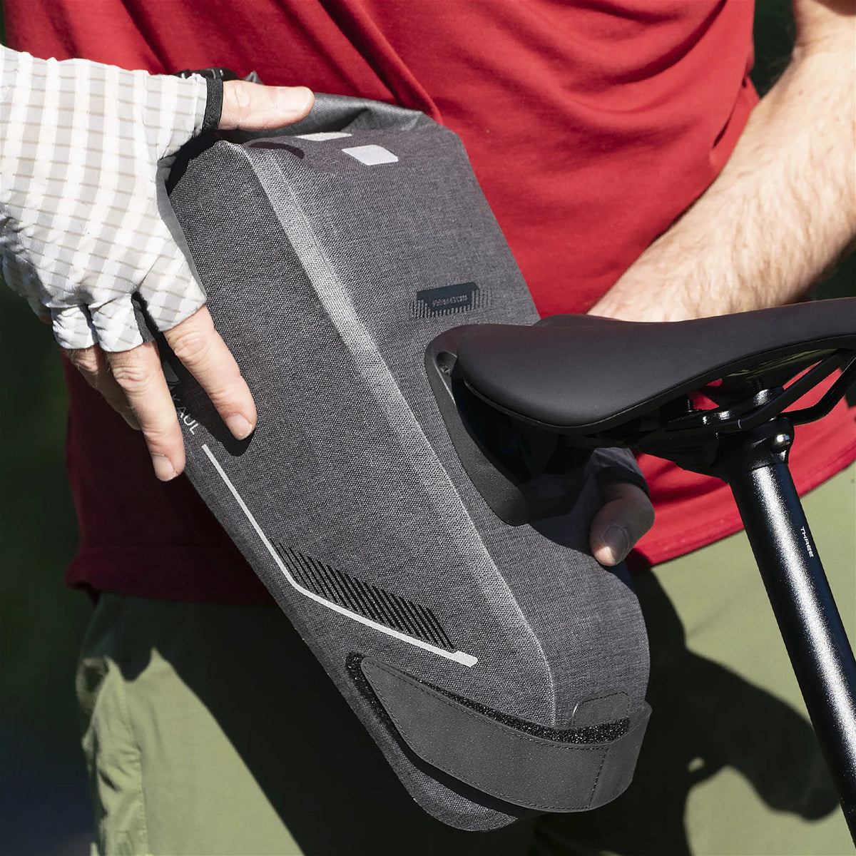 KLICKfix Satteltasche Bikepack X Waterproof Compact 4,5 - 6,5L - grau