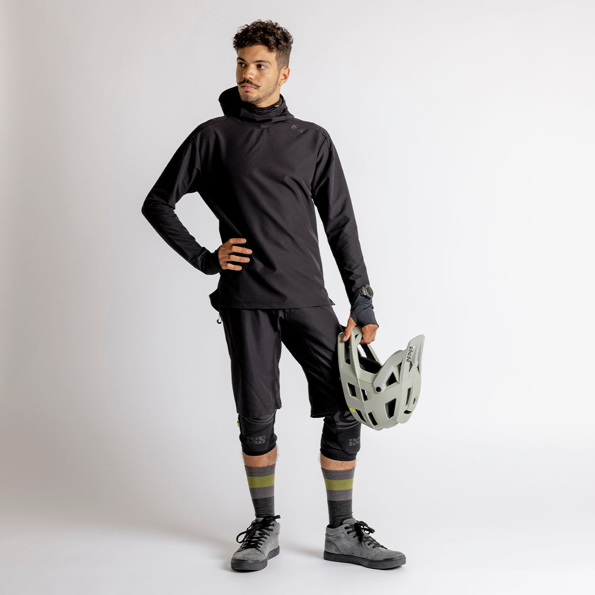 Carve Digger EVO Hooded Jersey - black iXS