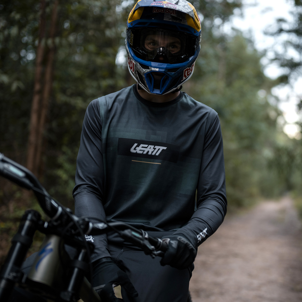 Kit de conduite MTB 1.0 - Szymon Godziek