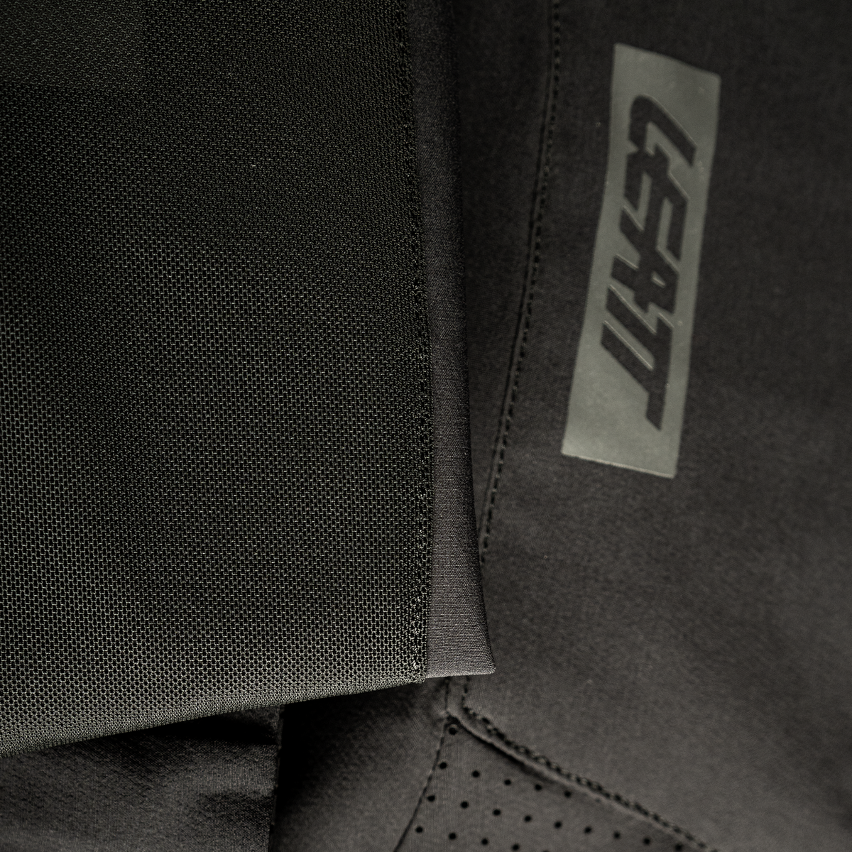 Shorts MTB Gravity 4.0 - Ghost Noir