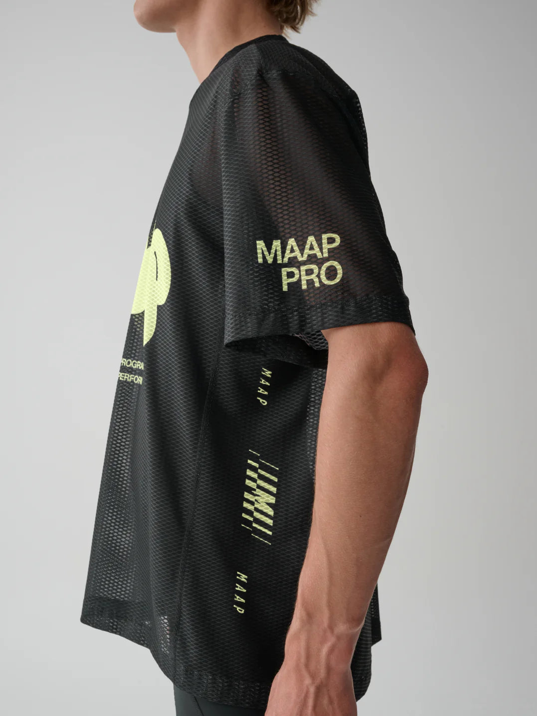 Aerate Mesh Tee - Black
