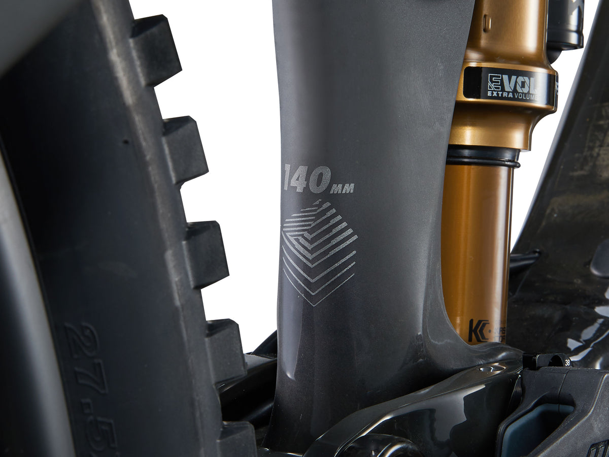 Intrigue X Advanced E+ Elite 1 V2 - Raw Carbon