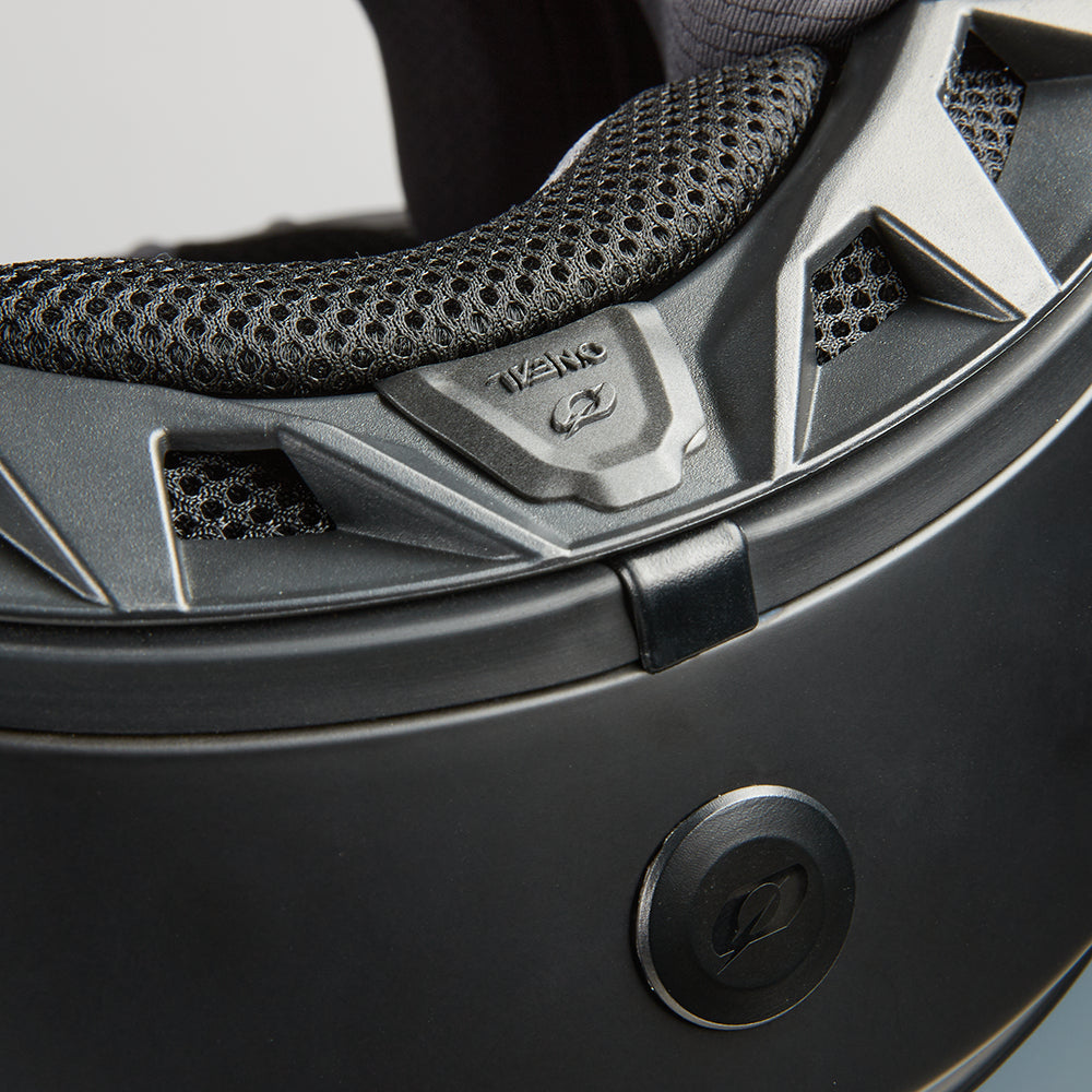 EX-SRS Helm HITCH black/gray