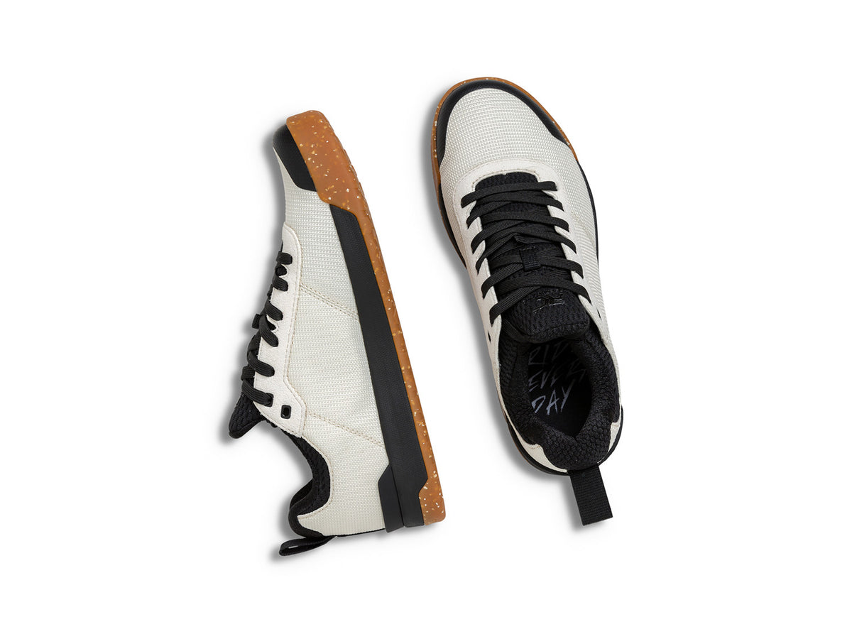 Accomplice Flat Men's Shoe - Off White