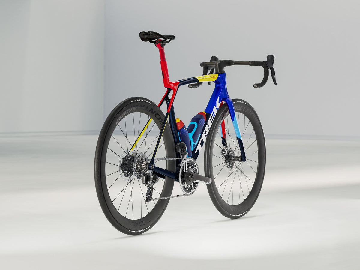 Madone SLR 8 AXS Gen 8 - Navy Smoke