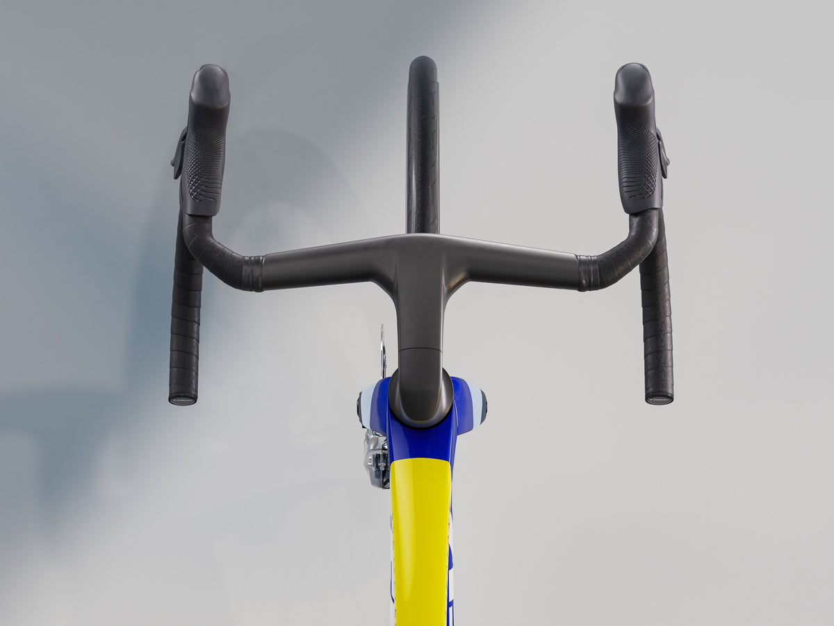 Madone SLR 8 AXS Gen 8 - Navy Smoke