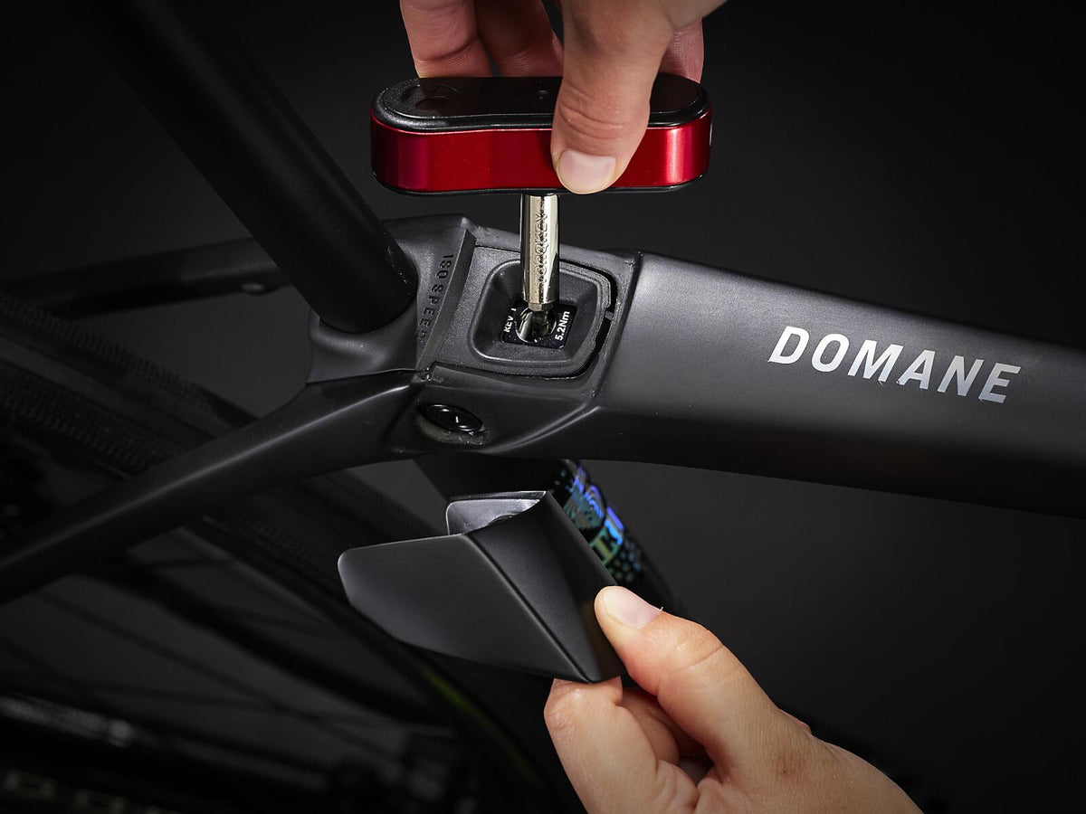 Domane SLR 6 Gen 4 Deep Smoke
