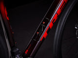 Domane SLR 6 Gen 4 Metallic Red Smoke to Red Carbon Smoke
