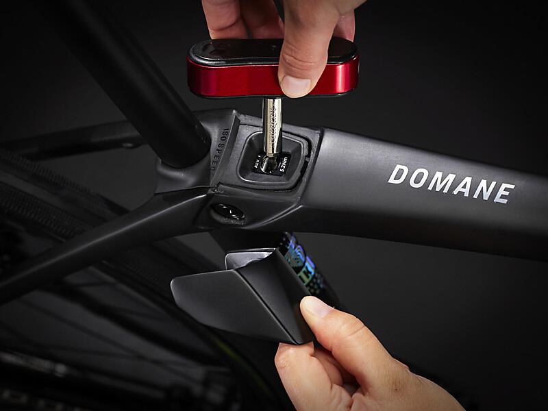 Domane SLR 9 Gen 4 Deep Smoke