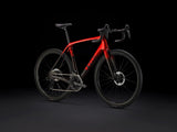 Domane SLR 9 Gen 4 Metallic Red Smoke to Red Carbon Smoke