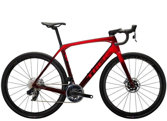 Domane SLR 9 eTap Gen 4 Metallic Red Smoke to Red Carbon Smoke