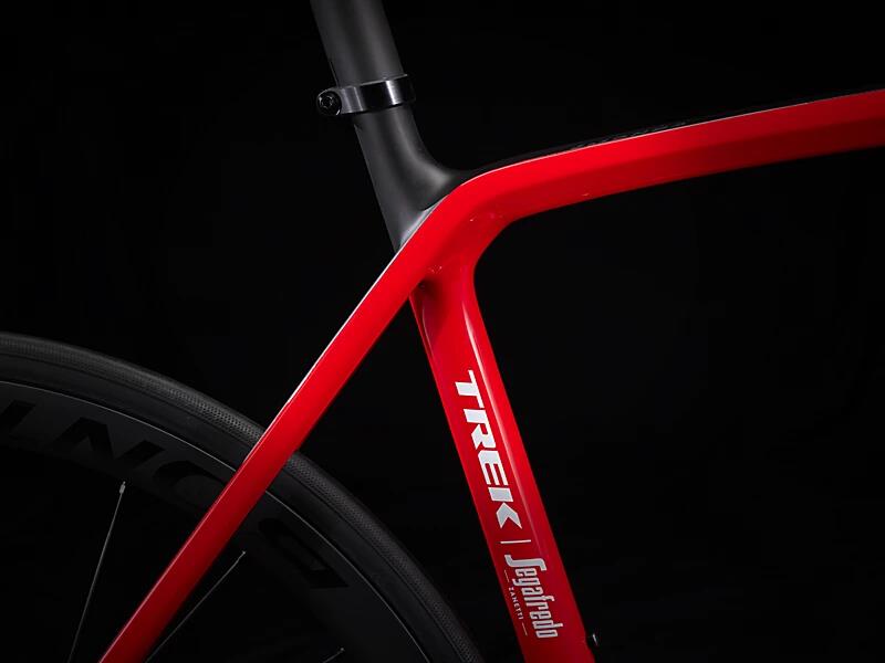 Emonda SLR 6 eTap Viper Red