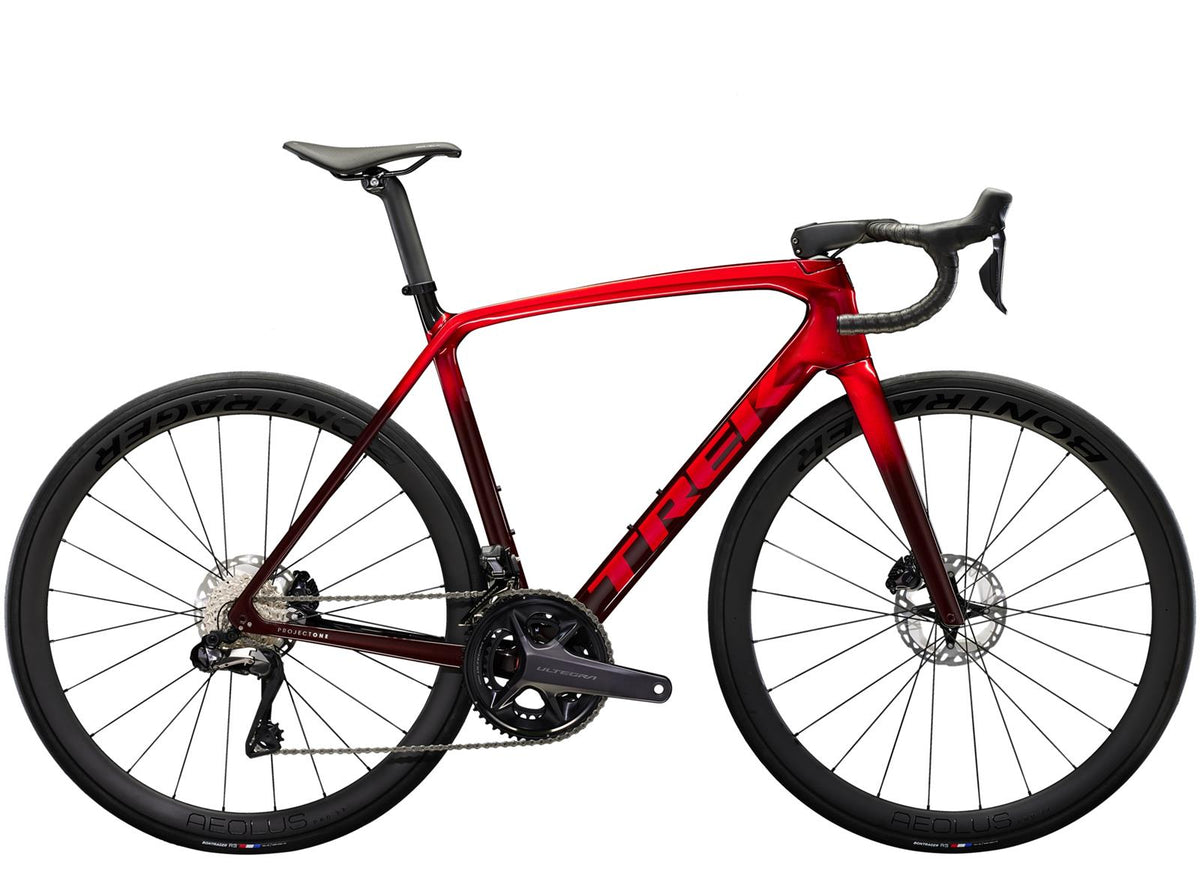Emonda SLR 7 Metallic Red Smoke to Red Carbon Smoke