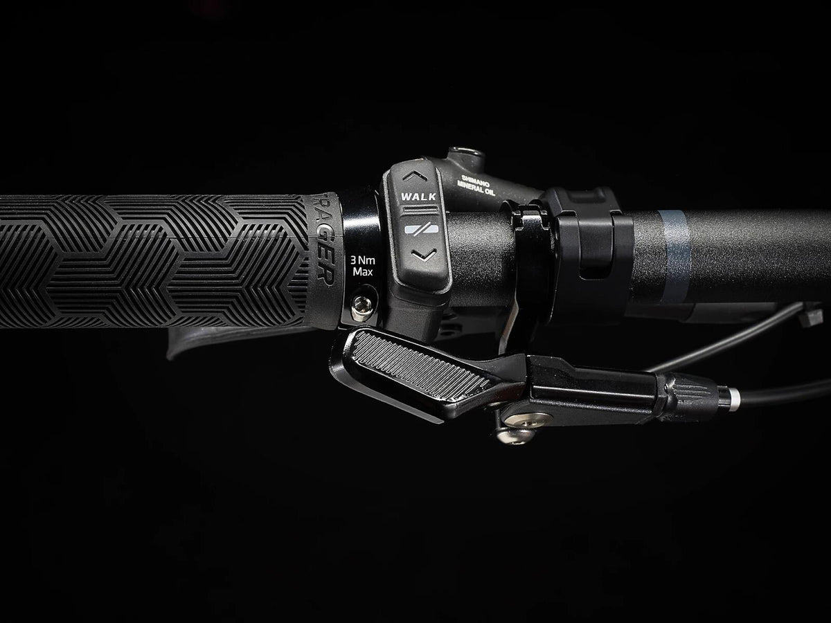 Fuel EXe 9.5 Matte Dnister Black