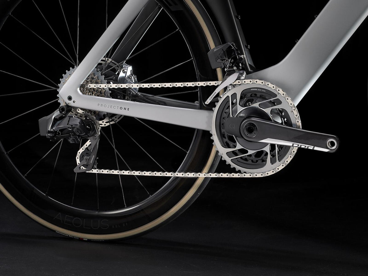 Madone SLR 9 eTap Gen 7 Satin Quicksilver