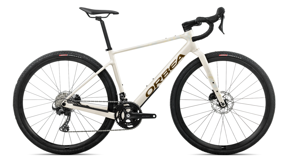 Terra H30 - Bianco Avorio/Verde Oliva Metallico (Gloss)