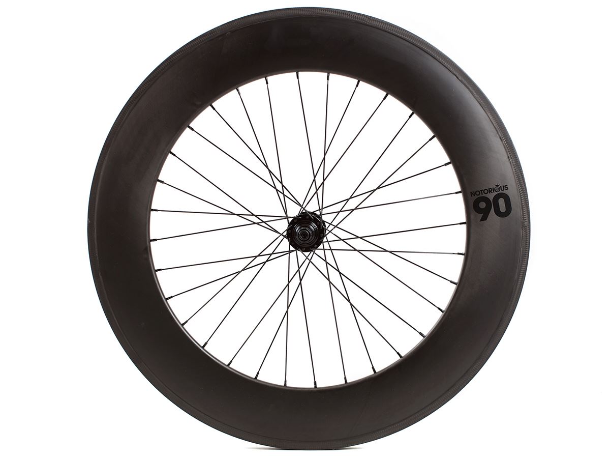 Notorious 90 Voorwiel