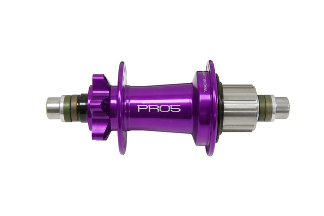 Pro 5 Trial/Singlespeed Hinterradnabe purple 32 Loch - 135 mm Bolt In Hope